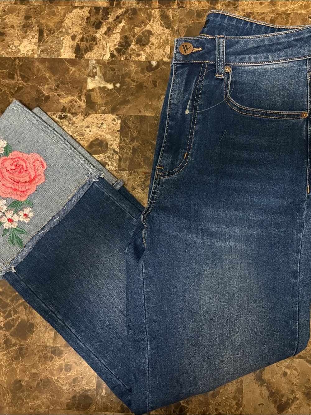 VENUS Dark Blue Cropped Jeans with Pink Rose Embroidery
